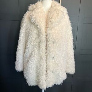 Faux fur coat - cream